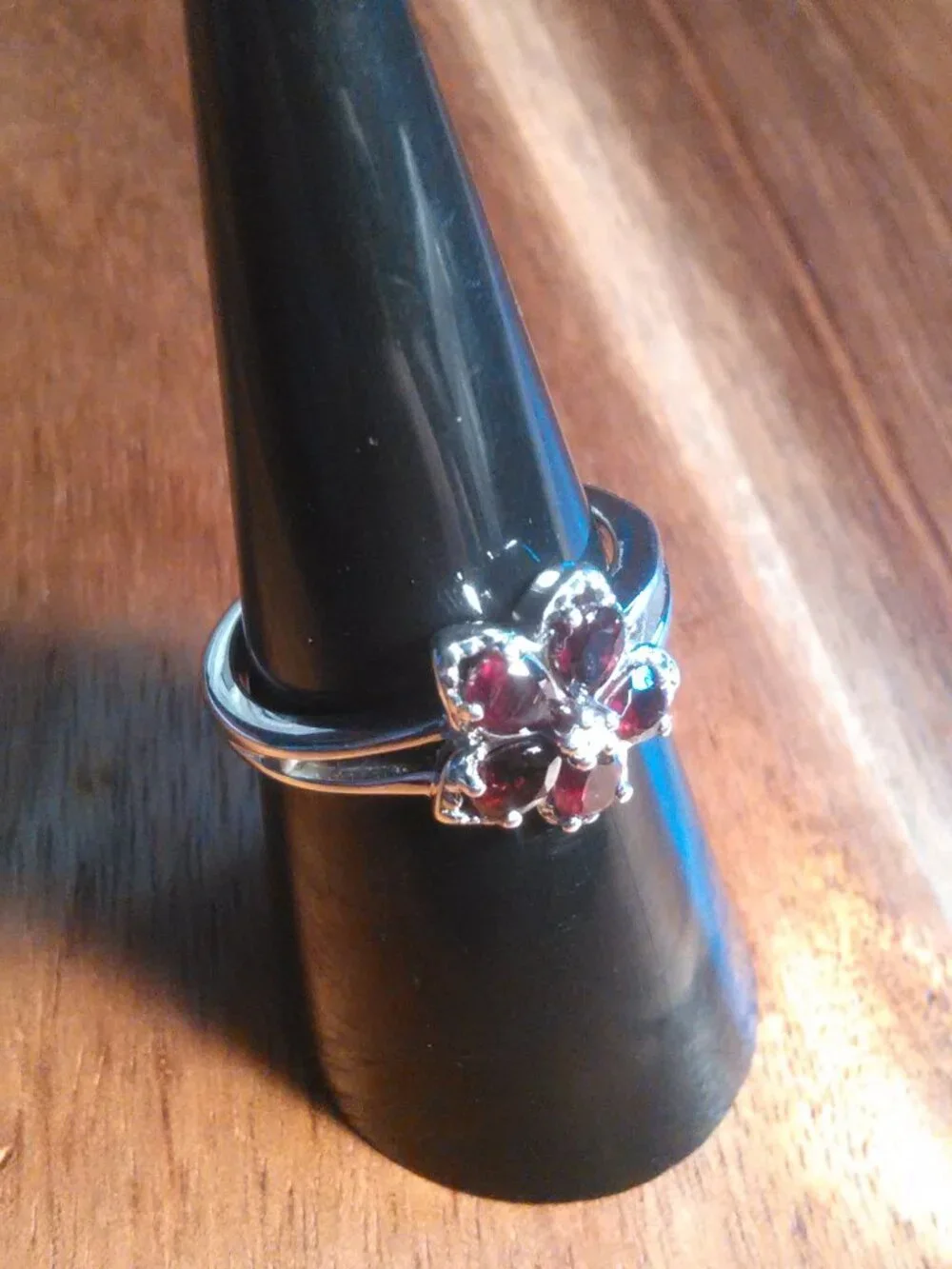 Premium Anthill Garnet and Moissanite Rhodium over Sterling Silver Ring (Size 7)